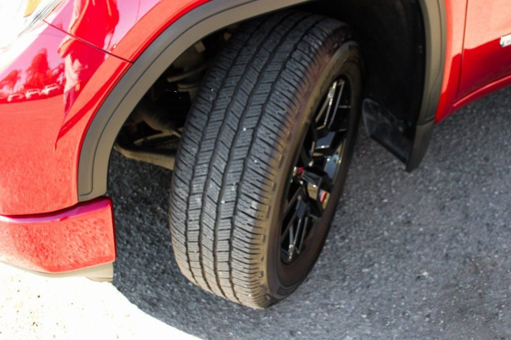 Used 2020 GMC Sierra 1500 Elevation RWD image 40