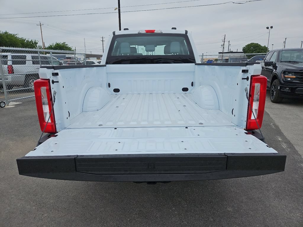 New 2026 Ford F350 XL w/ XL Off-Road Package AWD/4WD image 18
