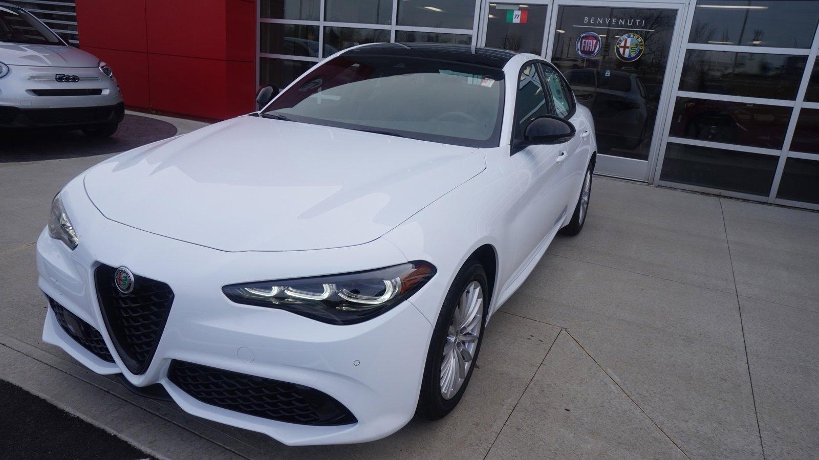 New 2024 Alfa Romeo Giulia Sprint image 4