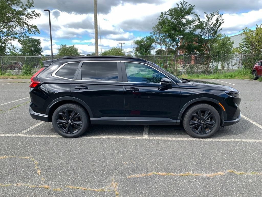 Used 2023 Honda CR-V Sport Touring image 2