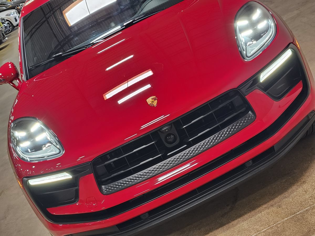 Used 2023 Porsche Macan AWD/4WD image 19