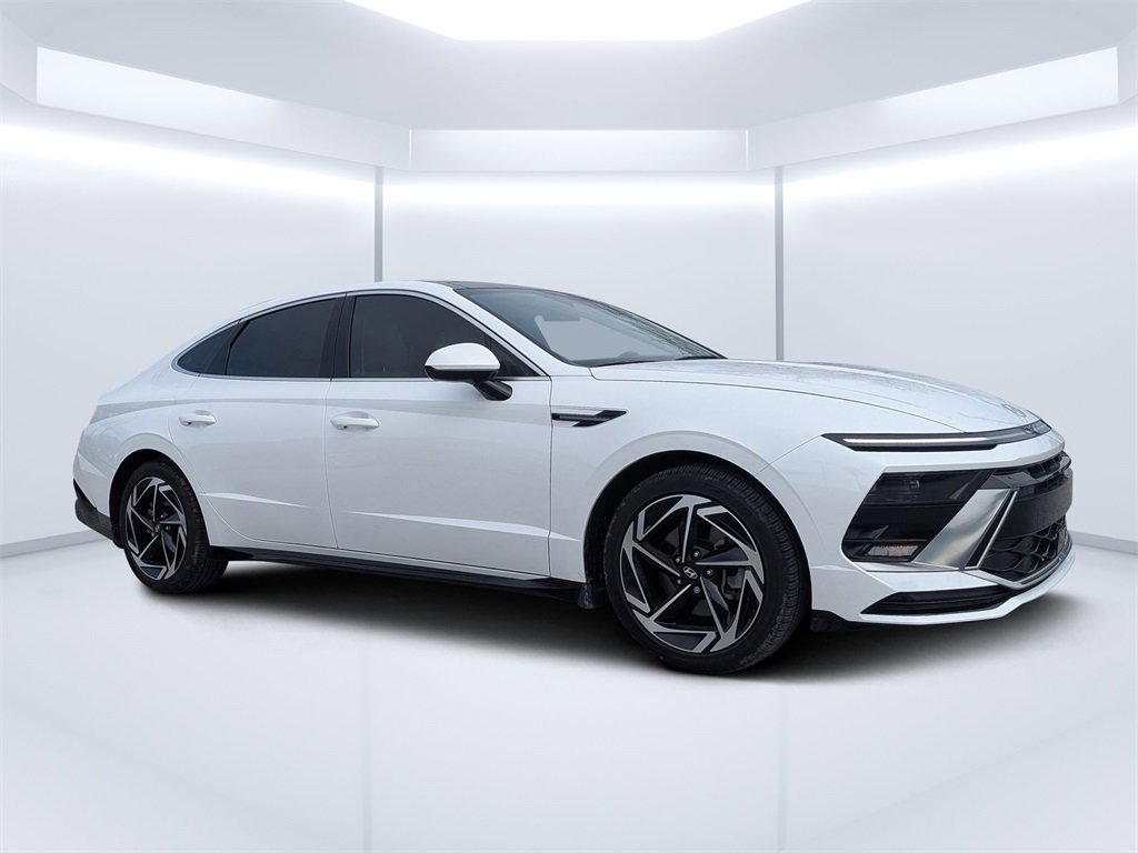 Used 2024 Hyundai Sonata SEL w/ Convenience Package