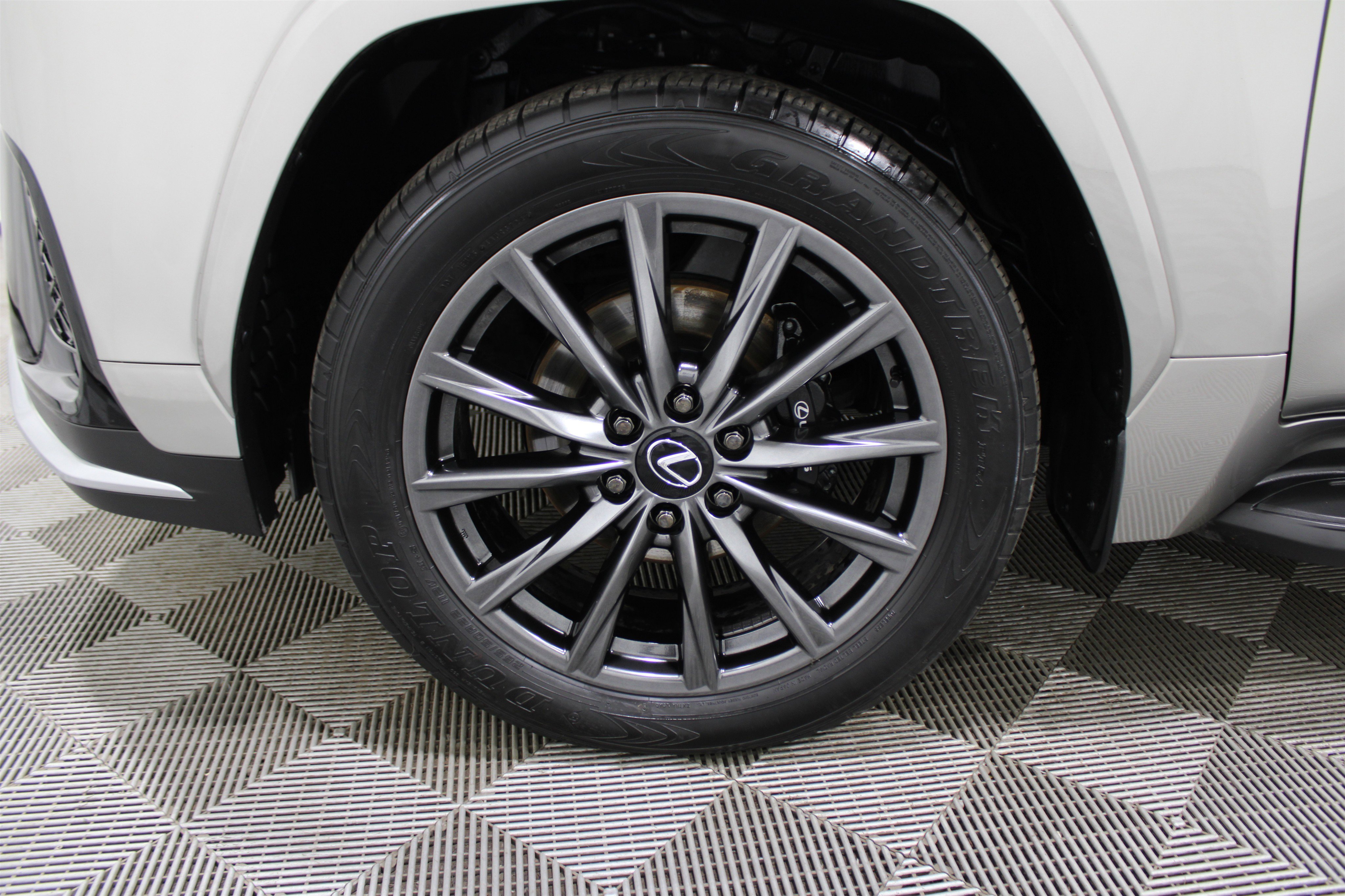 Used 2024 Lexus LX 600 F Sport image 41