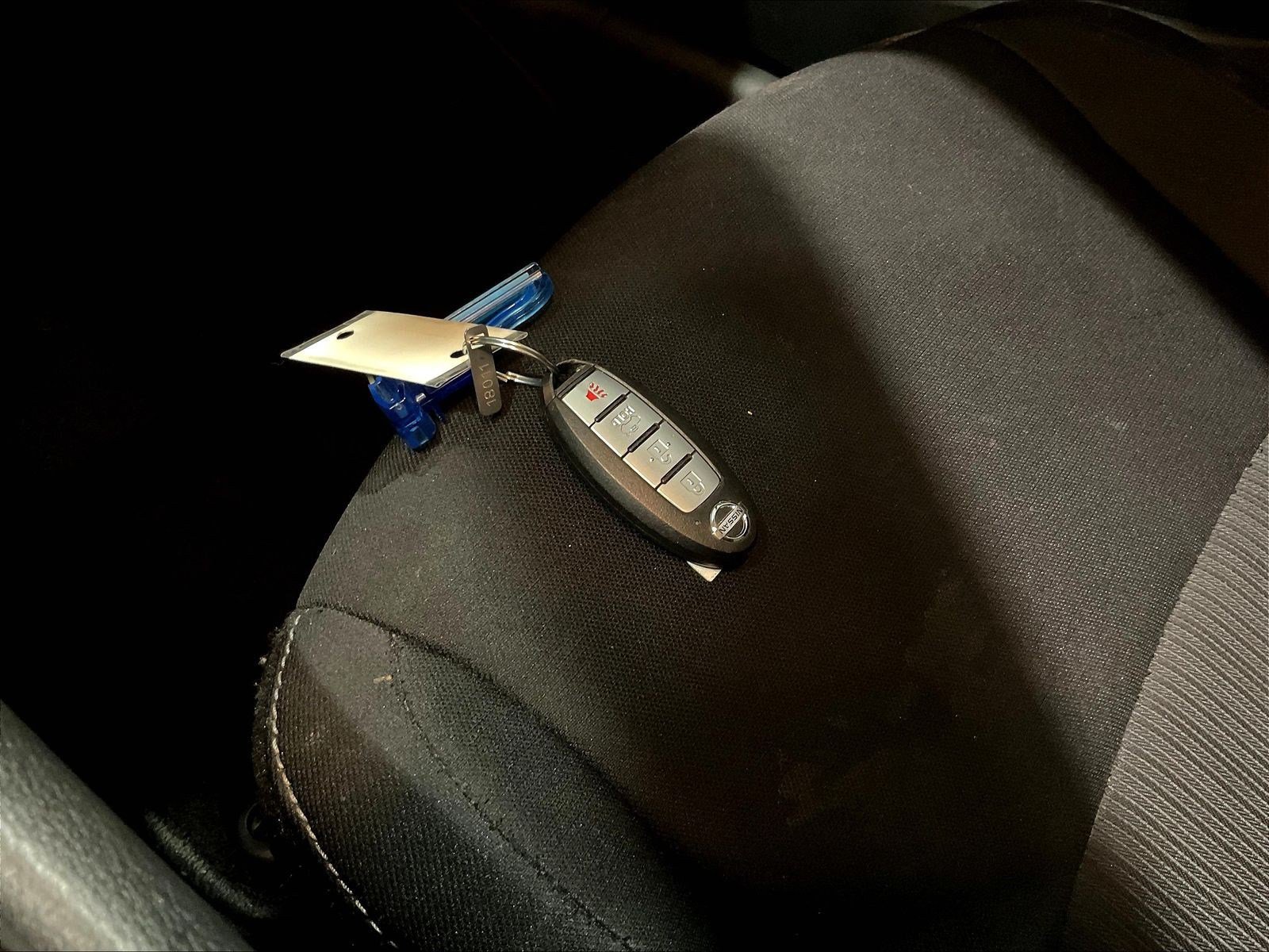 Used 2022 Nissan Sentra SV FWD image 33
