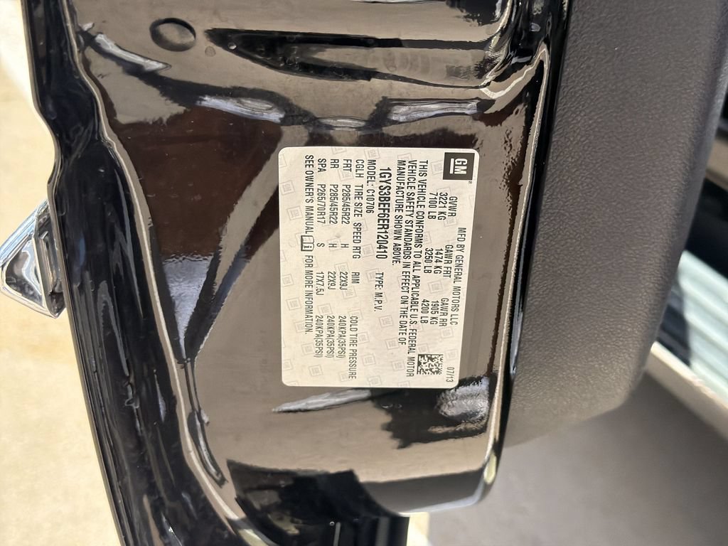 Used 2014 Cadillac Escalade Luxury RWD image 6