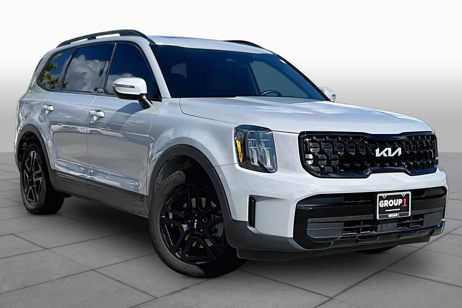 Used 2024 Kia Telluride EX X-Line AWD/4WD image 3