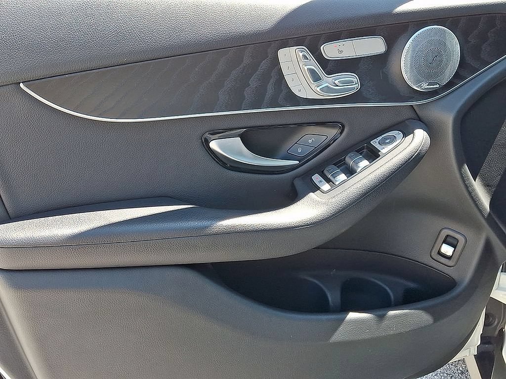 Used 2018 Mercedes-Benz GLC 300 4MATIC image 14