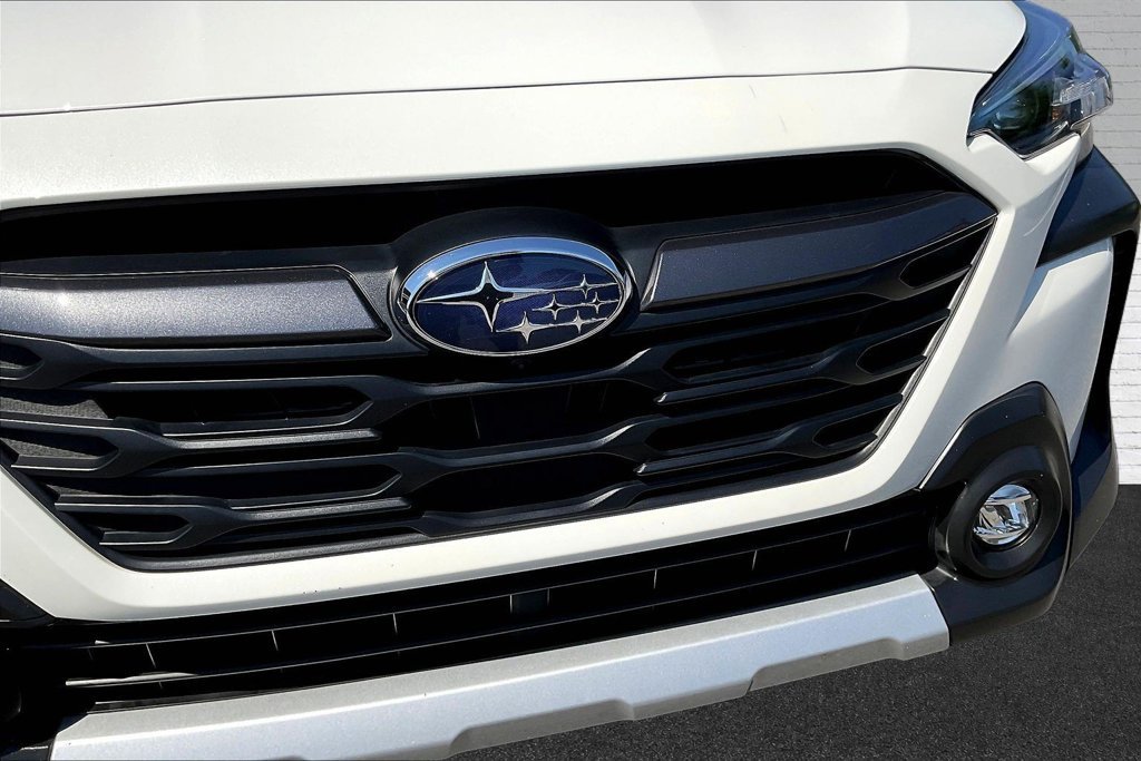 Used 2024 Subaru Outback Touring XT AWD/4WD image 31