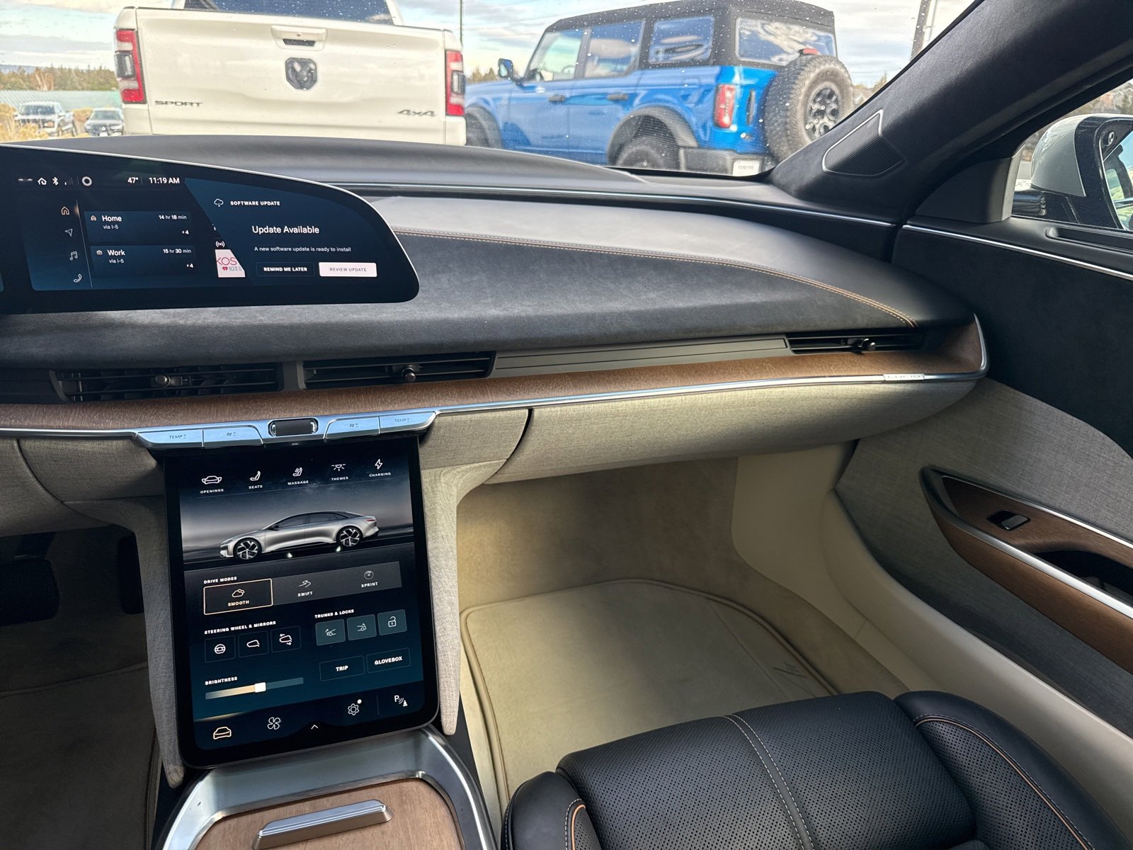 Used 2022 Lucid Air Grand Touring image 19