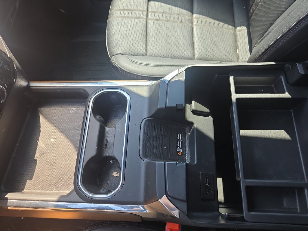 Used 2024 Chevrolet Silverado 3500 High Country w/ High Country Premium Package AWD/4WD image 33