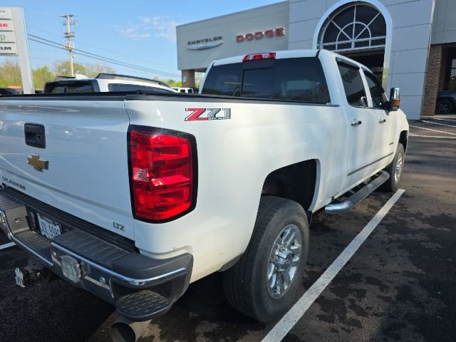 Used 2019 Chevrolet Silverado 2500 LTZ w/ Duramax Plus Package AWD/4WD image 10