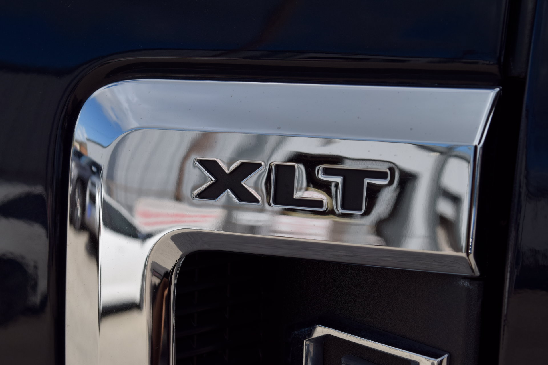 Used 2022 Ford F250 XLT w/ XLT Premium Package AWD/4WD image 18