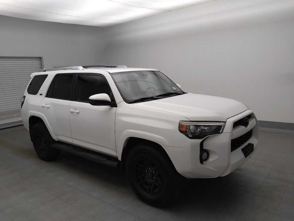 Used 2018 Toyota 4Runner SR5 RWD image 11