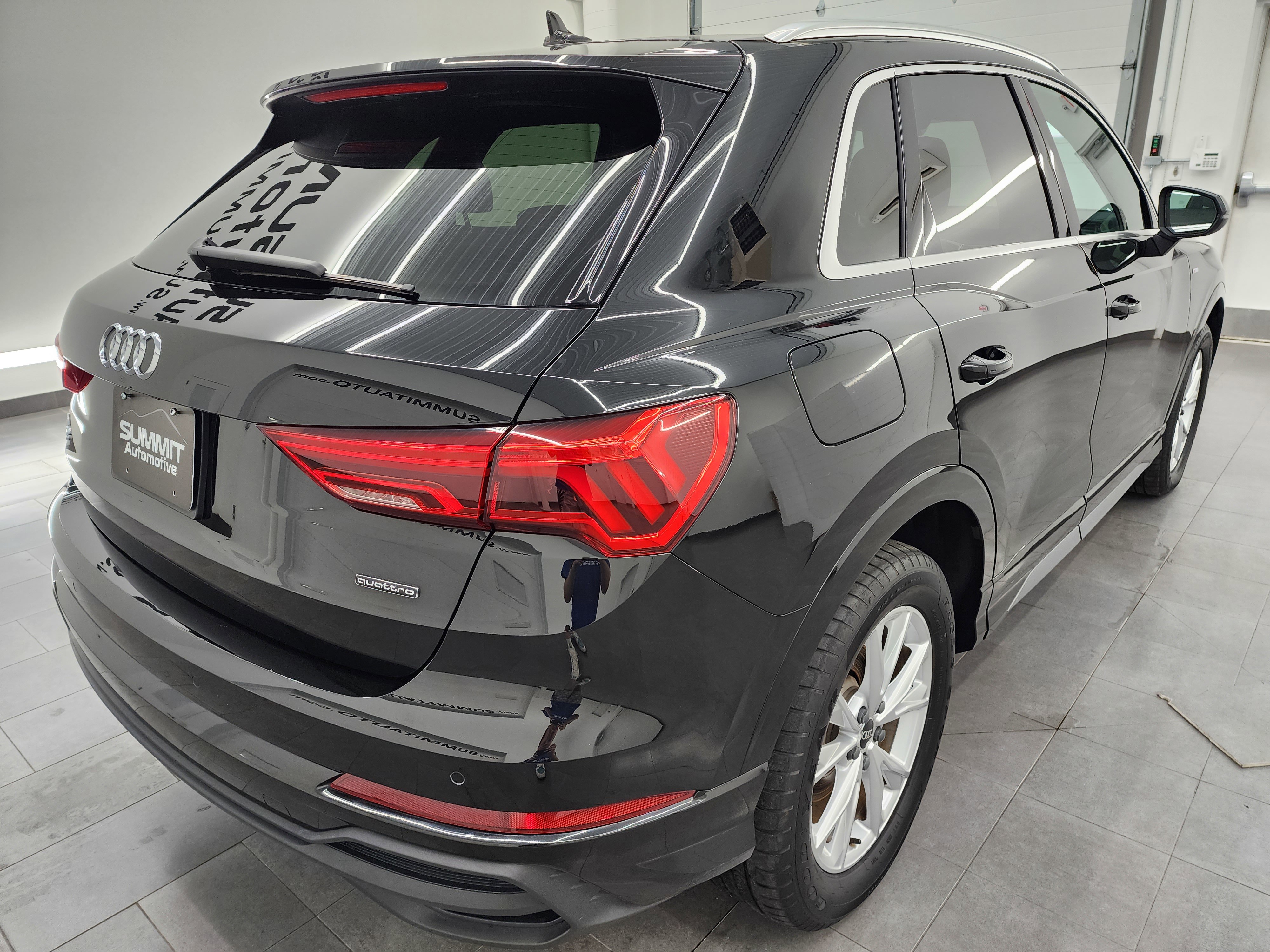 Used 2024 Audi Q3 2.0T Premium image 5