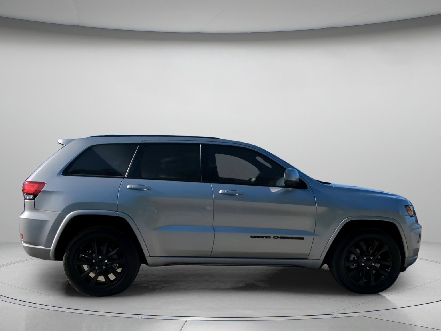 Used 2021 Jeep Grand Cherokee Laredo X image 31