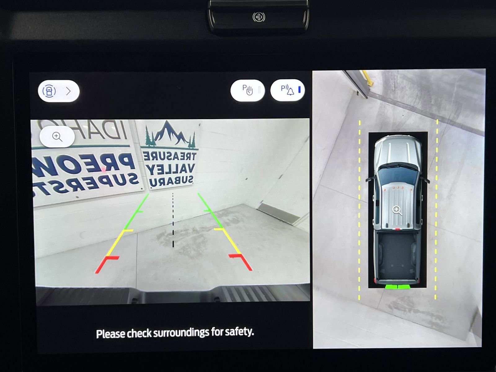 Used 2025 Ford F350 Lariat image 17