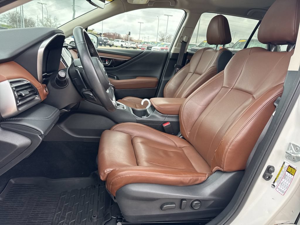 Used 2022 Subaru Outback Touring XT AWD/4WD image 4