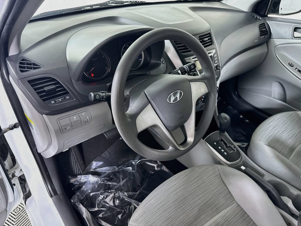 Used 2017 Hyundai Accent SE FWD image 15