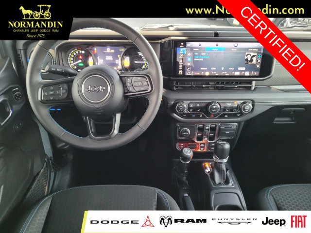 Used 2025 Jeep Wrangler Unlimited Rubicon 4xe w/ Convenience Group AWD/4WD image 7