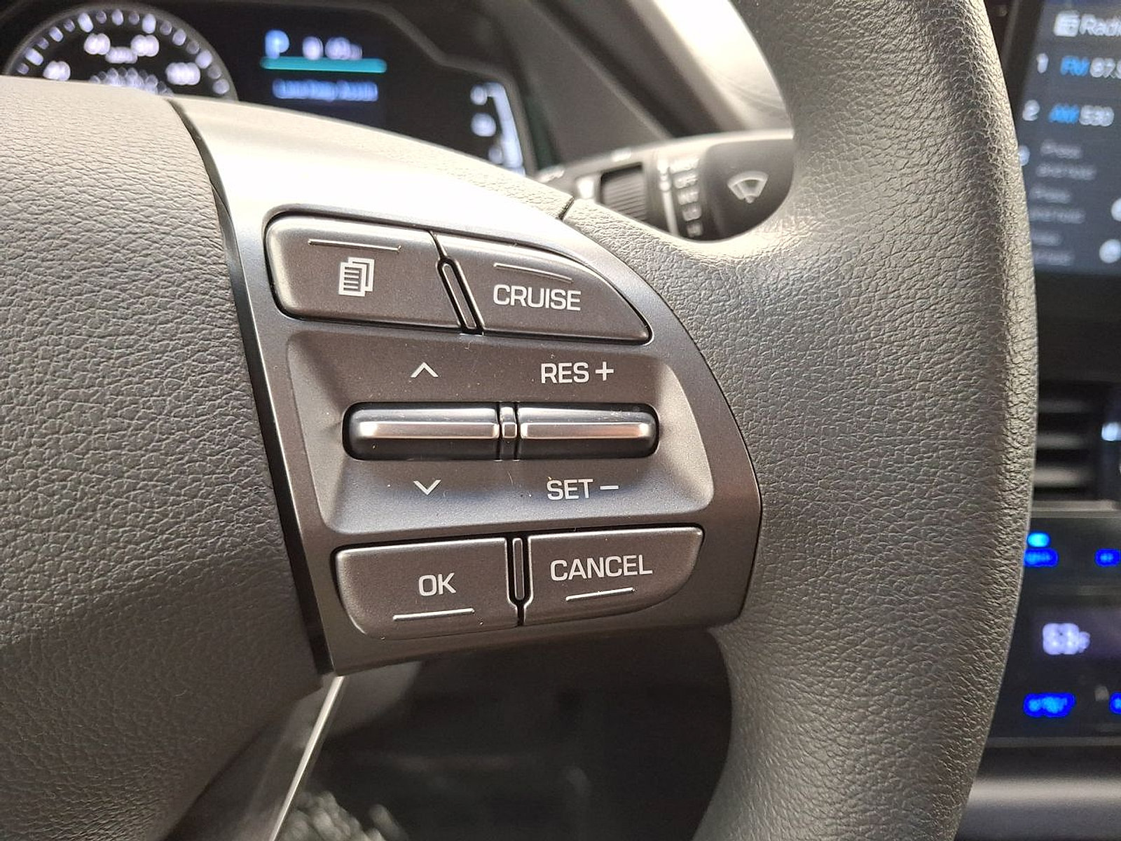 Used 2020 Hyundai Ioniq Blue FWD image 21