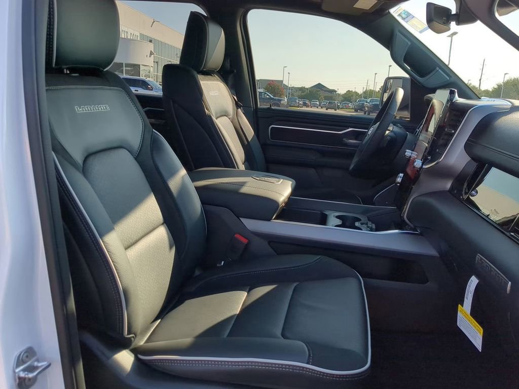 New 2026 RAM 1500 Laramie w/ Night Edition image 31