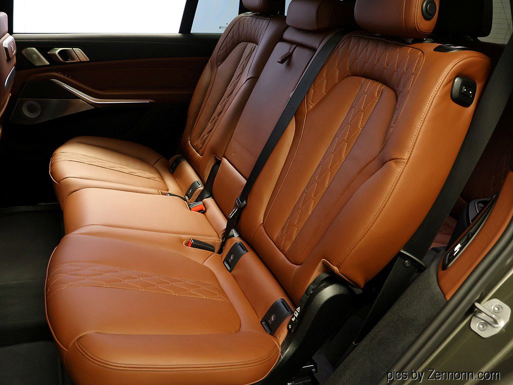 Certified 2026 BMW X7 M60i image 12