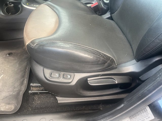 Used 2014 FIAT 500L Lounge image 12