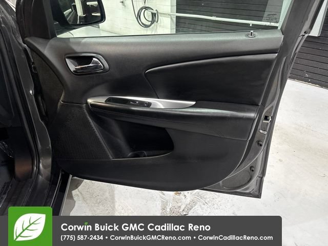 Used 2016 Dodge Journey SXT FWD image 19