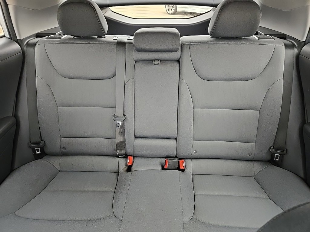 Used 2020 Hyundai Ioniq SE image 39