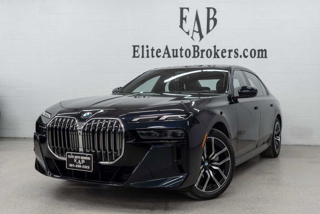 Used 2024 BMW 740i xDrive image 1