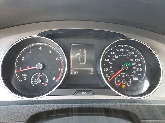 Used 2015 Volkswagen Golf 4-Door image 8