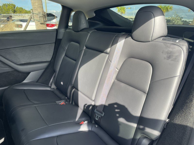 Used 2024 Tesla Model Y Long Range image 11
