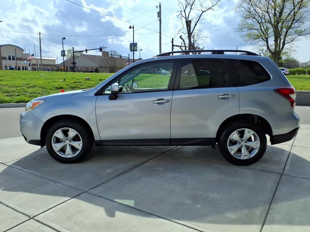 Used 2016 Subaru Forester 2.5i Premium w/ Popular Package #2 image 4