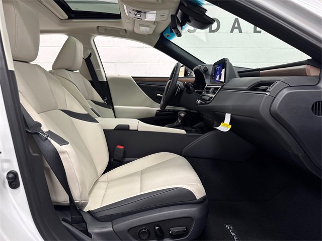 New 2025 Lexus ES 350 w/ Premium Package image 10