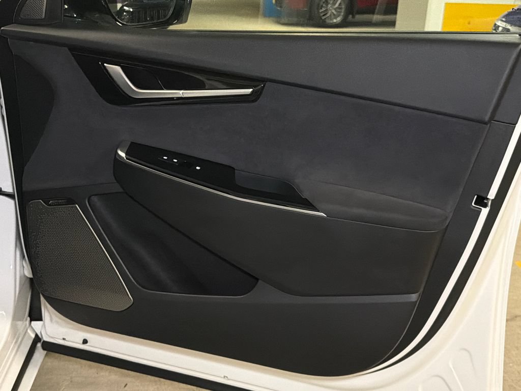 Certified 2023 Kia EV6 GT AWD/4WD image 16