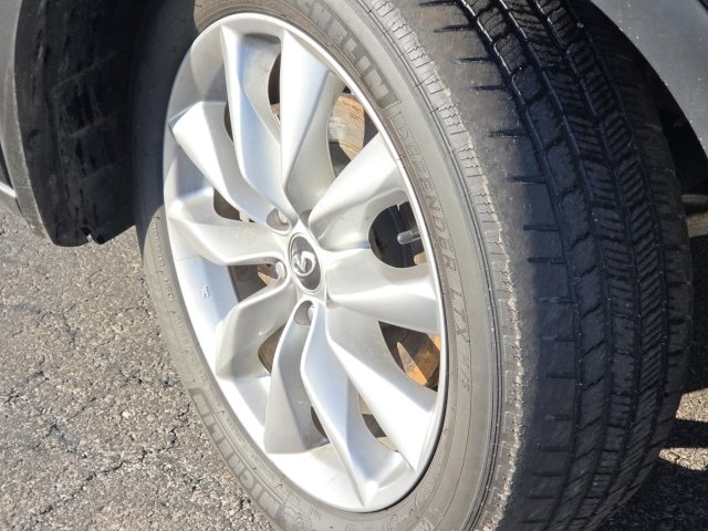 Used 2019 INFINITI QX50 Luxe w/ Navigation Package image 8