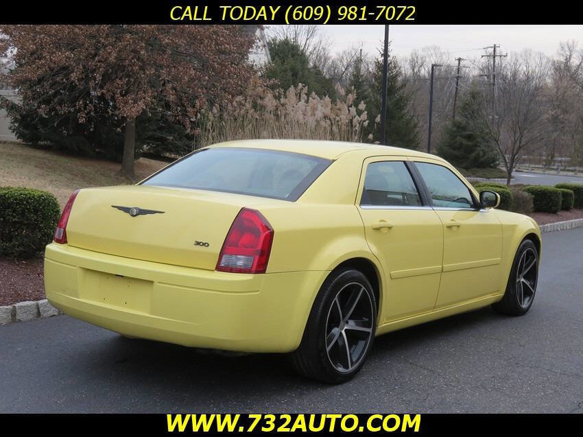 Used 2006 Chrysler 300 Base 4dr Sedan image 12