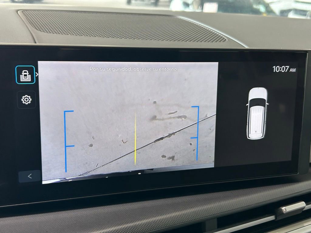 Used 2025 Hyundai Santa Fe SE image 9