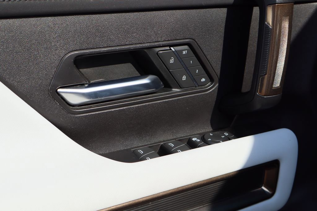 Certified 2022 GMC Hummer EV Edition 1 w/ LPO, Illumination Package image 21