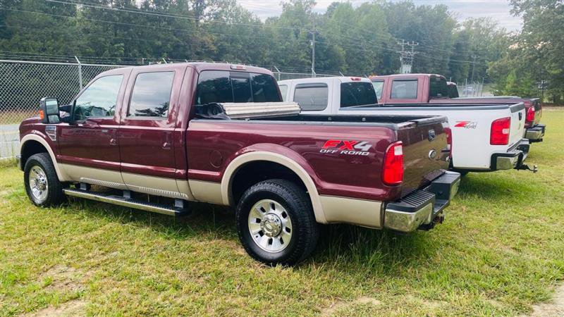 Used 2010 Ford F250 Lariat image 3