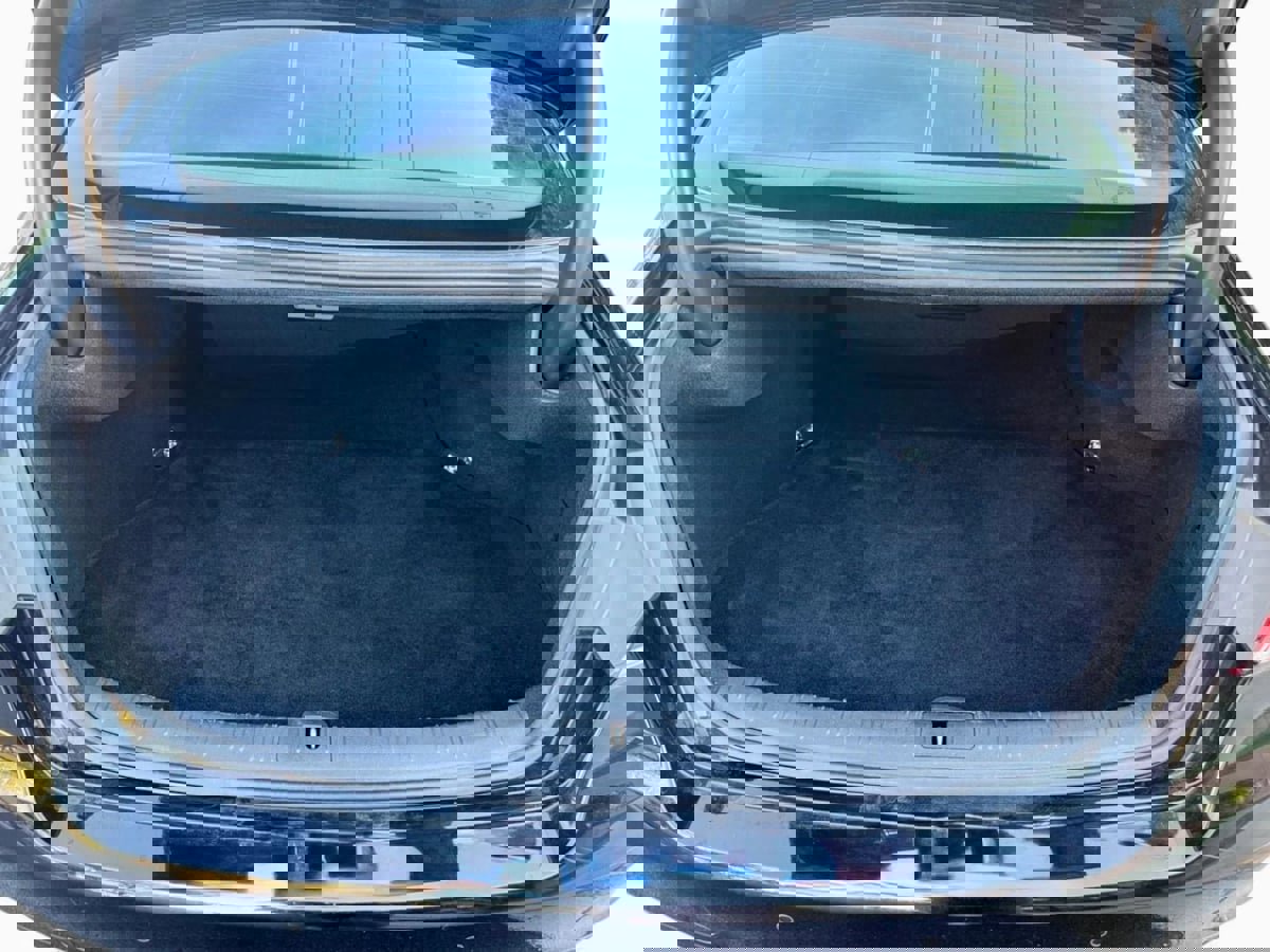 Used 2017 Genesis G80 3.8 w/ Option Group 02 image 28