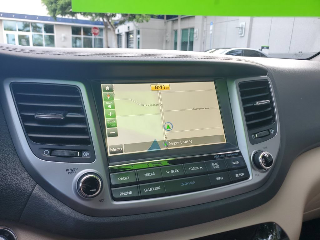 Used 2016 Hyundai Tucson Limited w/ Option Group 03 FWD image 27
