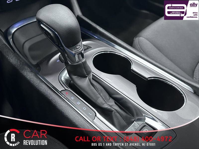 Used 2022 Chevrolet Malibu LT image 33