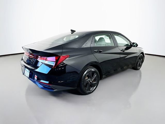 Certified 2023 Hyundai Elantra SEL image 8
