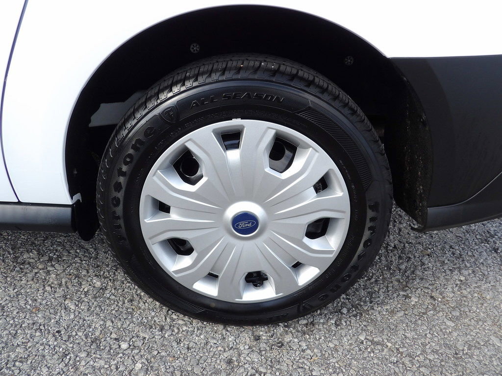 Used 2023 Ford Transit Connect XL image 48