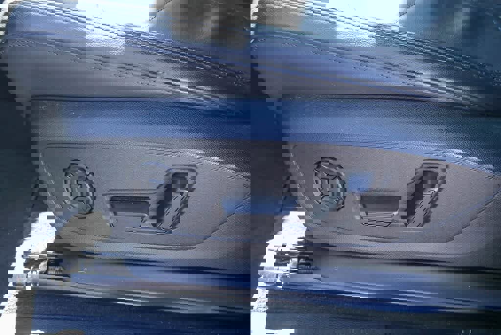 Used 2023 Audi Q3 2.0T Premium w/ Convenience Package image 22