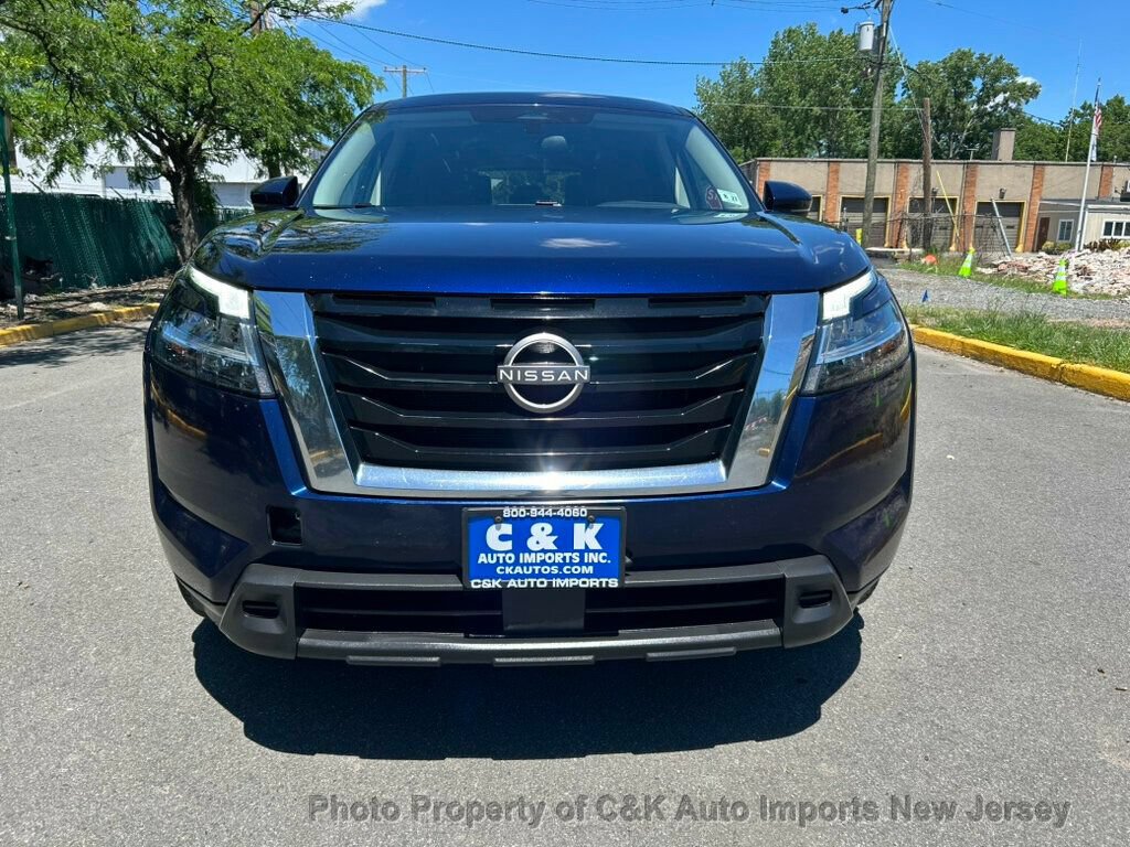 Used 2022 Nissan Pathfinder S AWD/4WD image 3