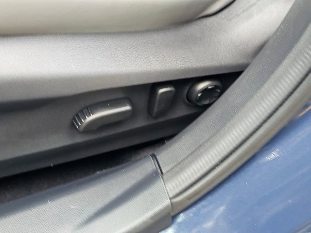 Certified 2025 Subaru Legacy Limited image 23