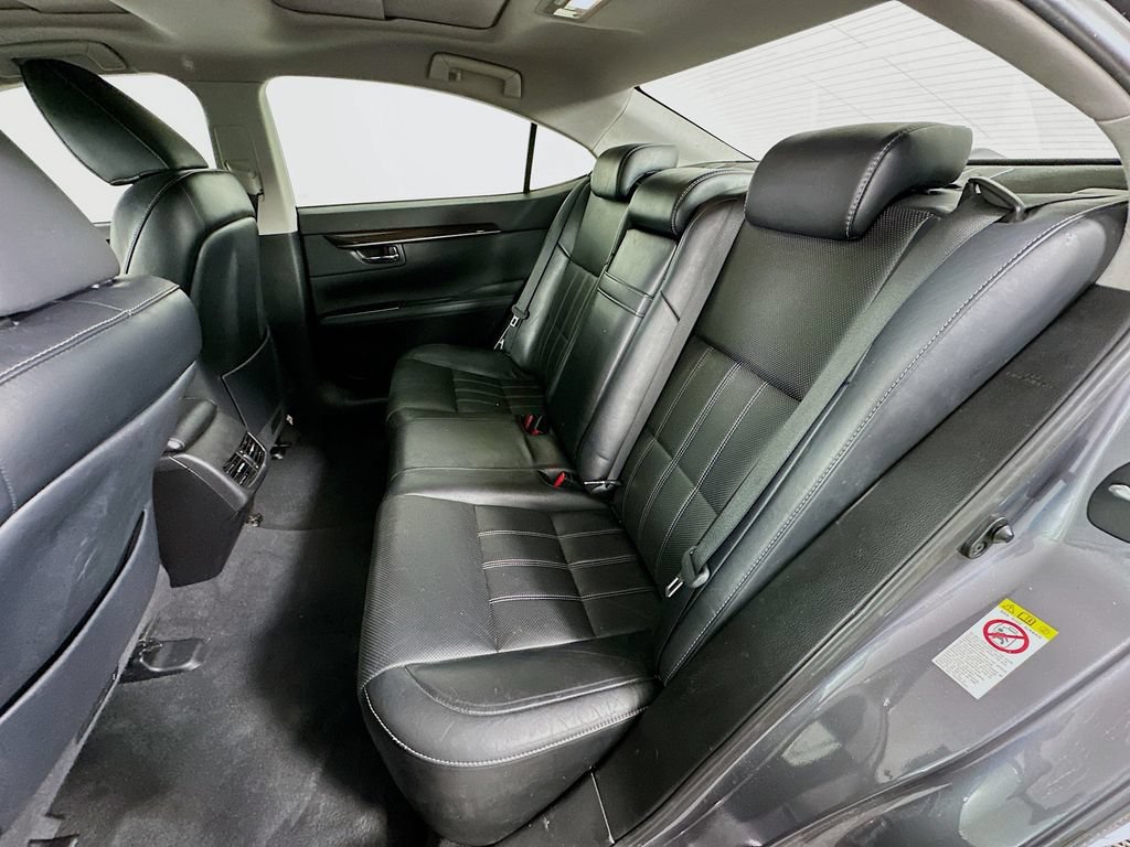 Used 2017 Lexus ES 350 w/ Luxury Package FWD image 25
