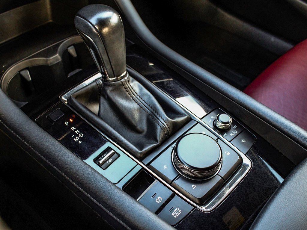 Used 2022 MAZDA MAZDA3 s image 24